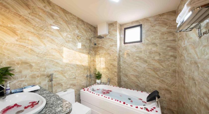 Hanoi Airport Premium Hotel 외부 사진
